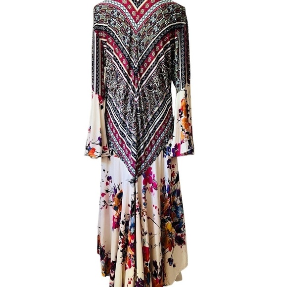 UMGEE WOMEN’S CUTE AND COLORFUL, FLOWY FLORAL OPEN KIMONO SIZE MEDIUM - Picture 3 of 9